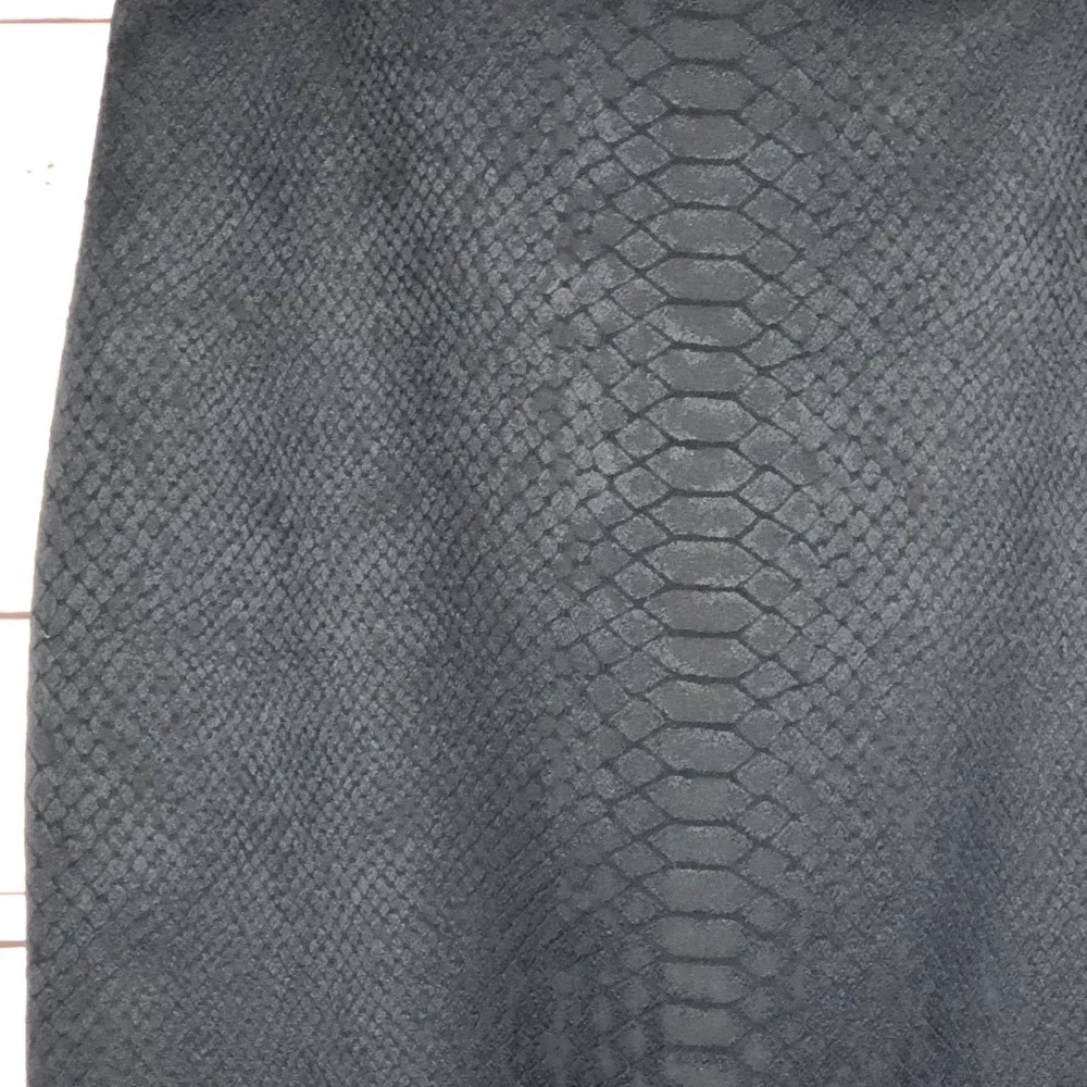 Catherine Malandrino Black Snakeskin print Skirt 6